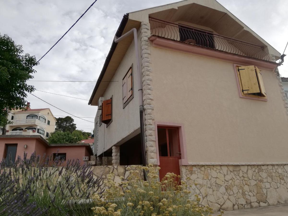 Apartman Cvita Tkon Extérieur photo